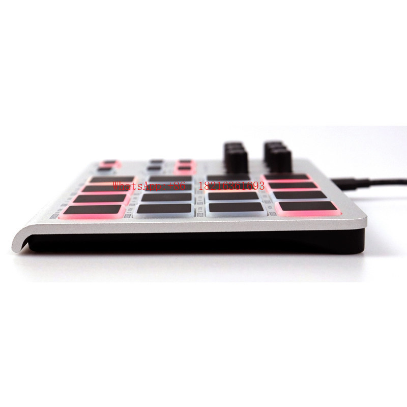 لوحة مفاتيح MIDI محمولة نحيفة  - مراجعة Midi Controller Pad وسعره